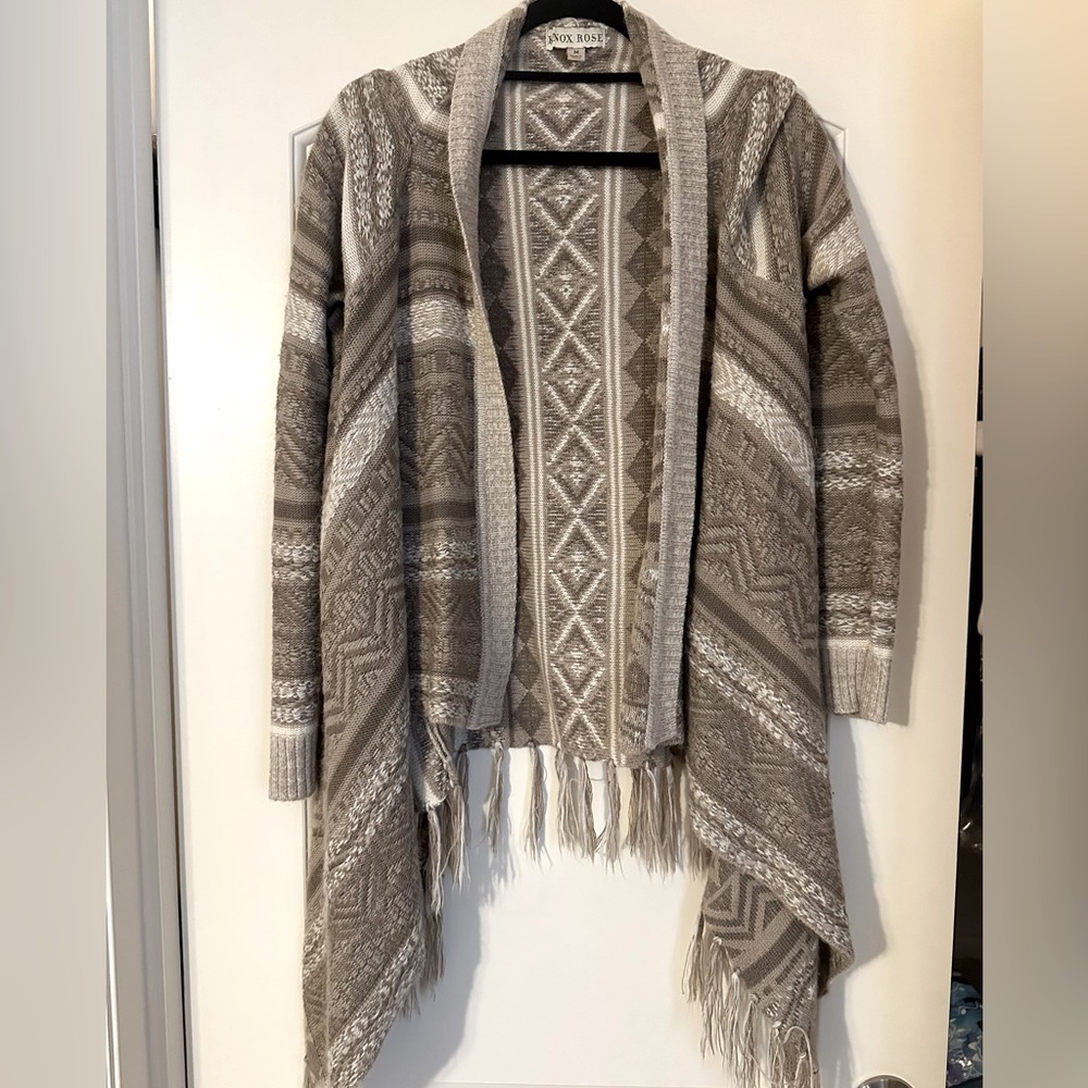 Knox Rose Boutique Tan/Cream Cardigan (Medium)